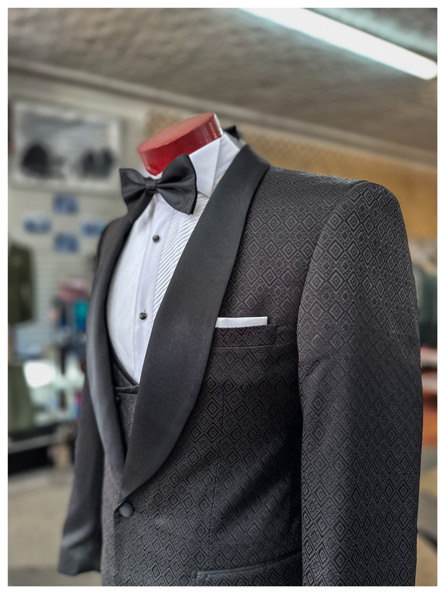 Diamond Printed 3 Piece Tuxedo - Black