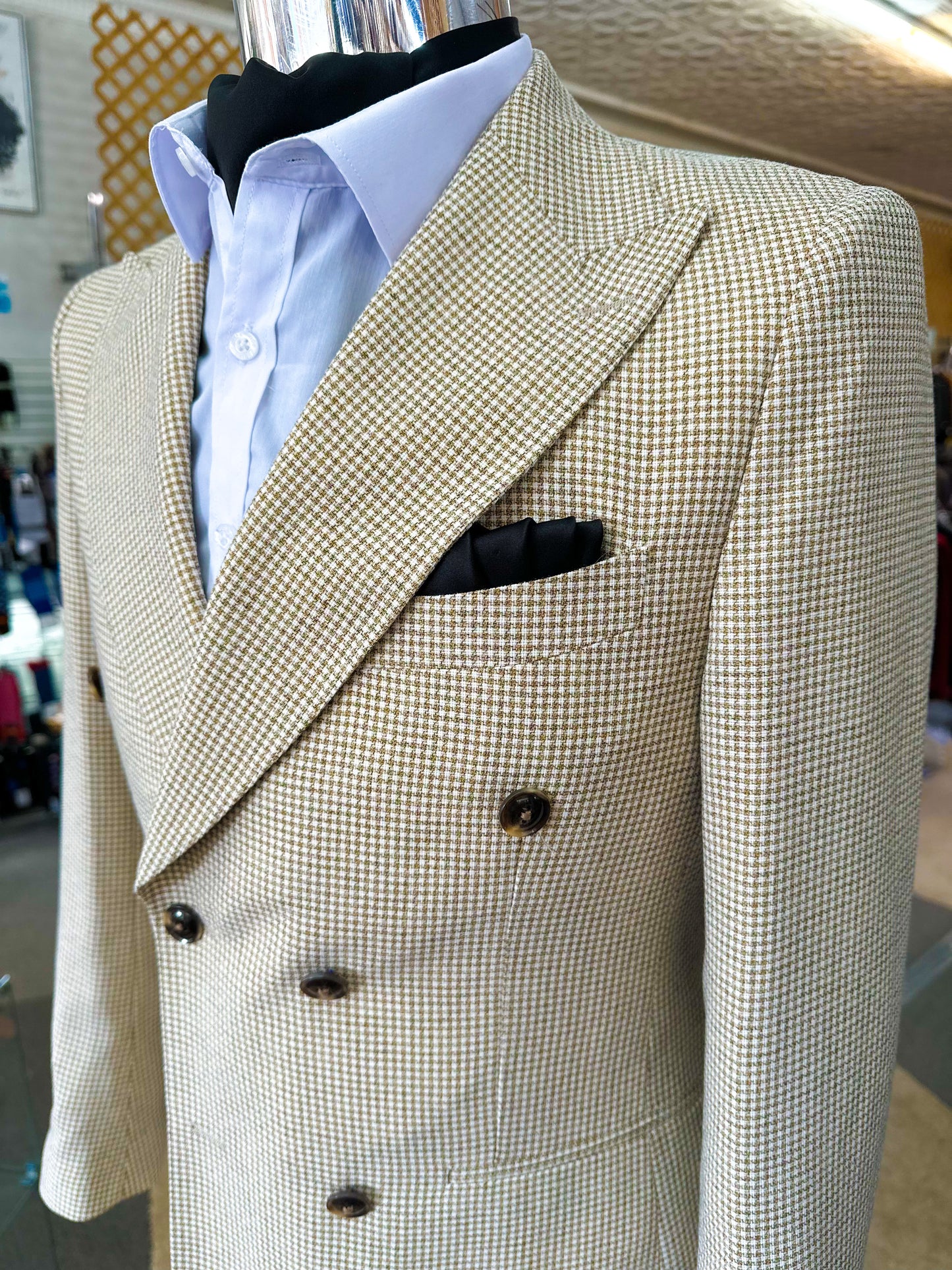 Canuti Houndstooth DB Suit - Beige/Gold