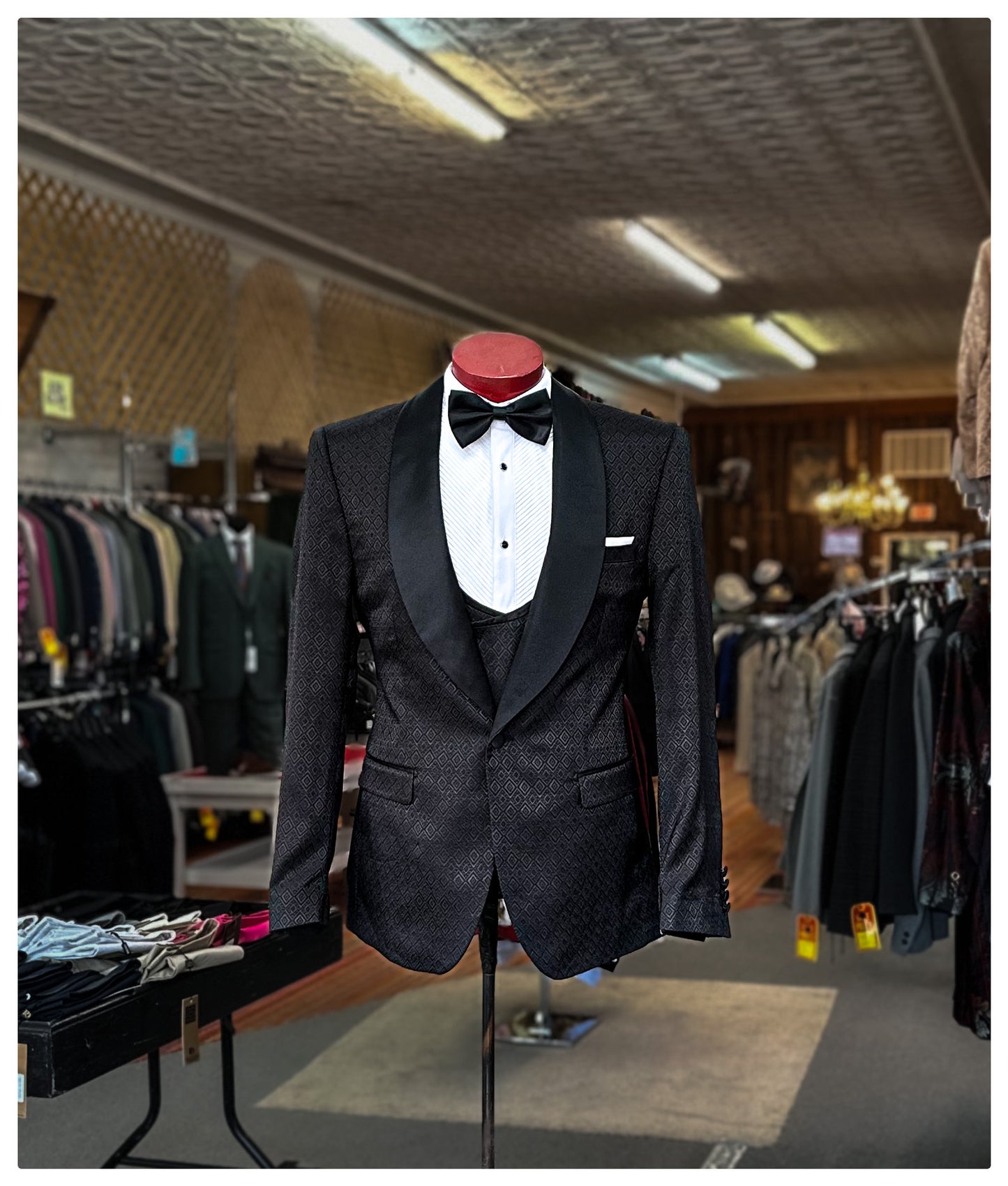 Diamond Printed 3 Piece Tuxedo - Black