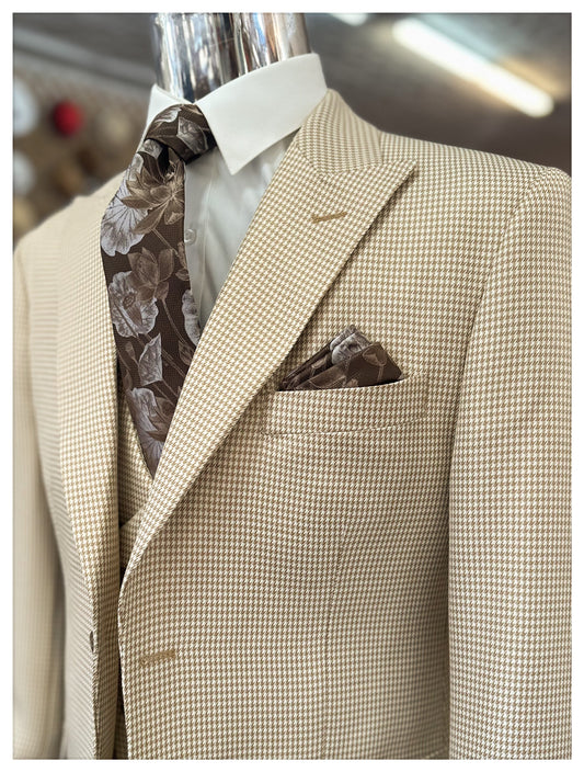 Houndstooth Vested Suit - Beige